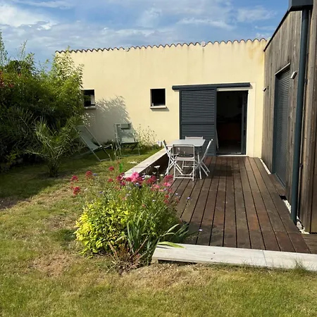 Holiday home Maison De Josie Ternant (Charente-Maritime)
